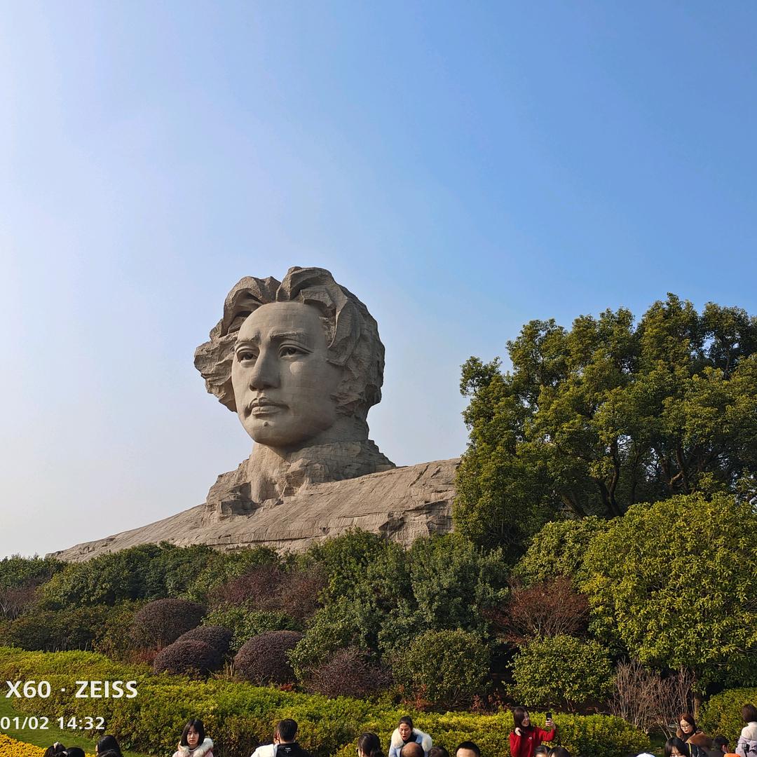 养鸡人的一天