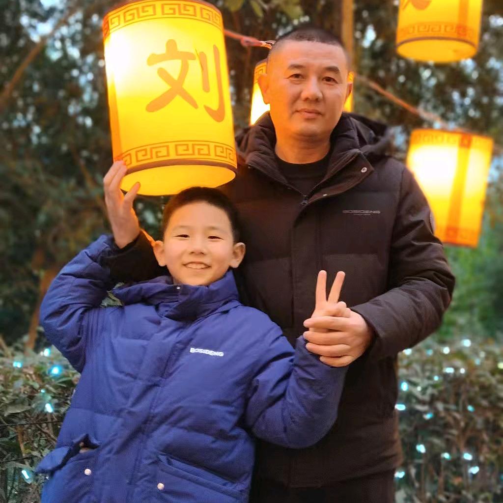 自带光芒，善待自己。
