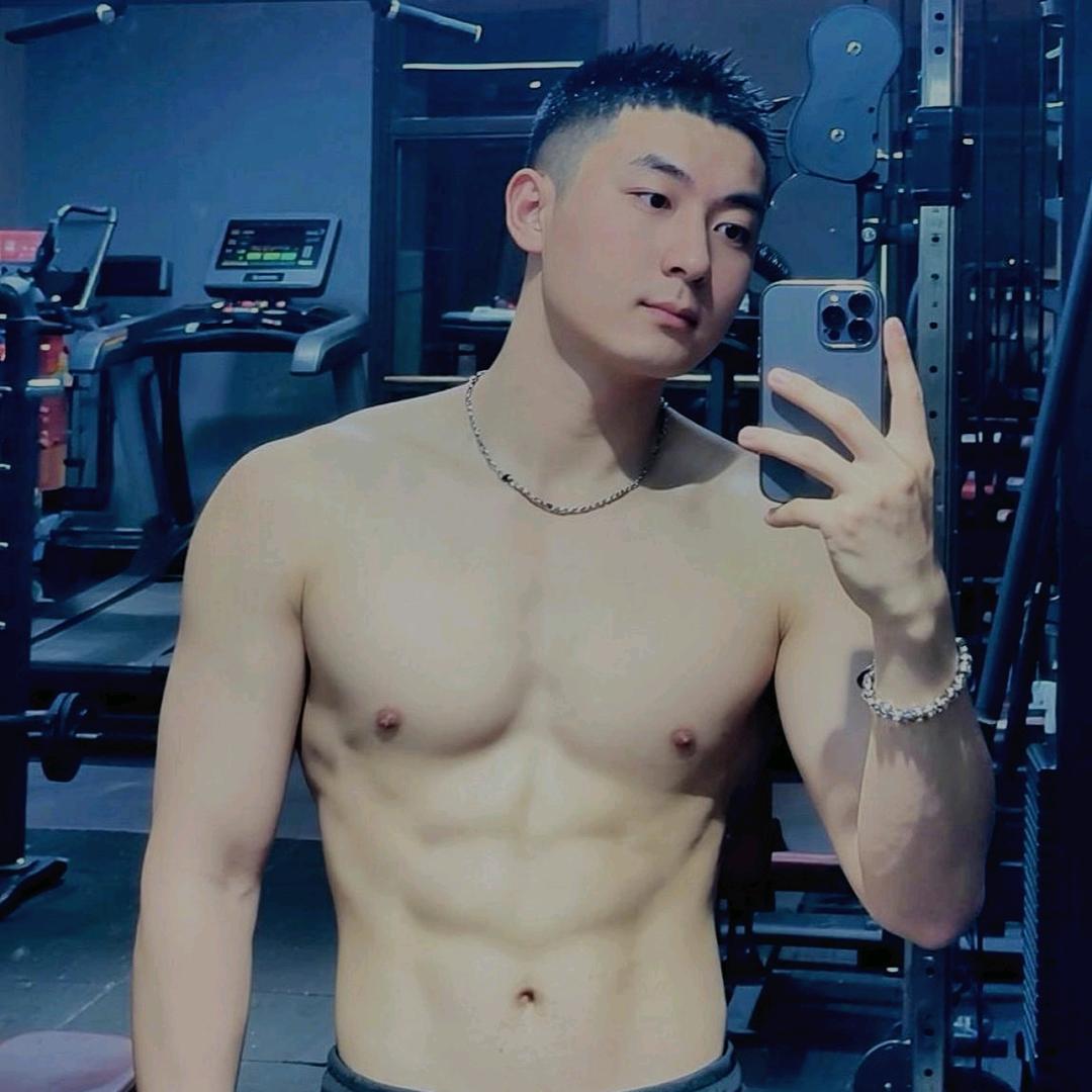 爱玩的张先生🇨🇳