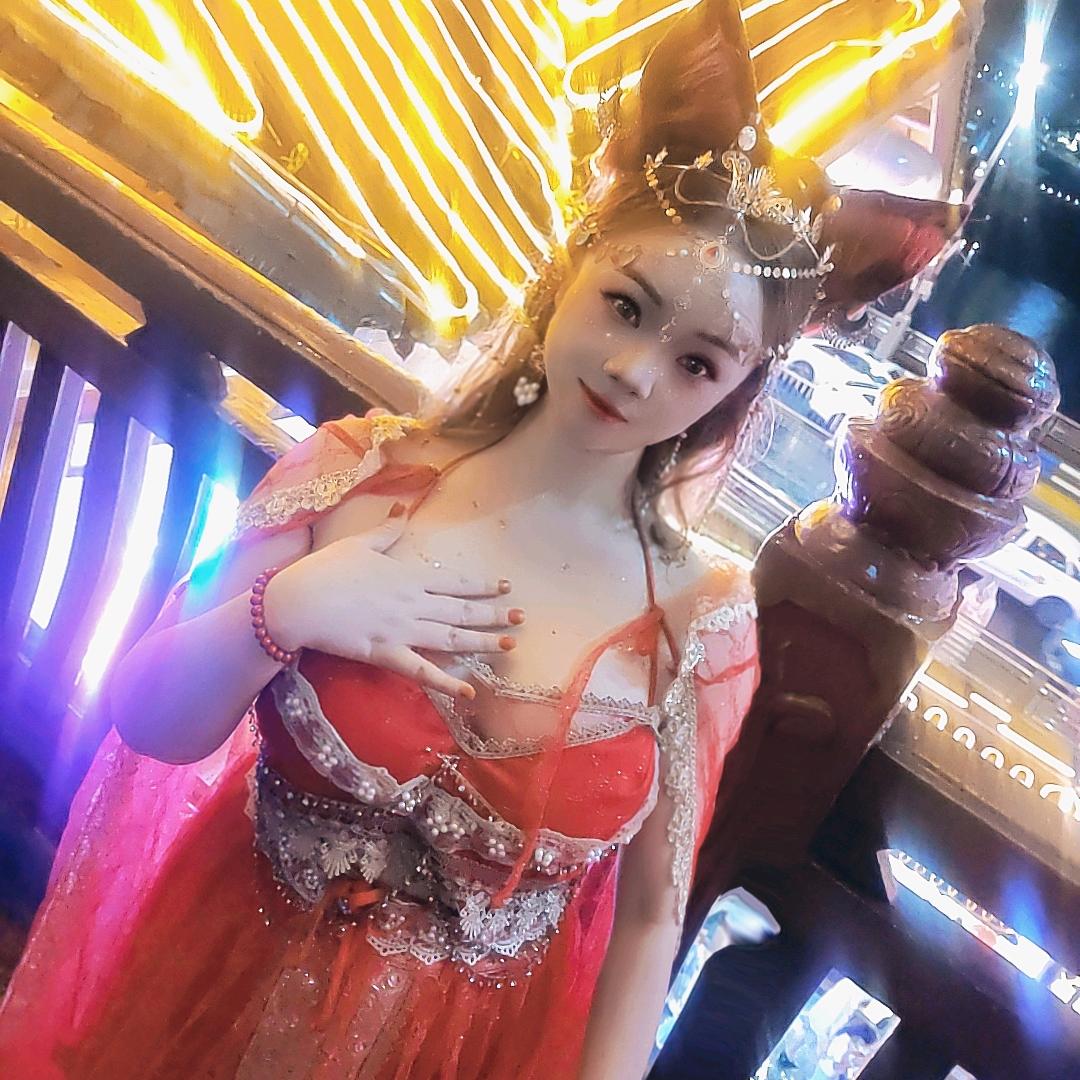 化妆师娟子