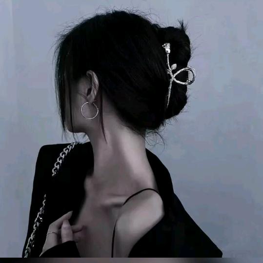 @ℋღ᭄桃🍒子💞࿐: ღ᭄