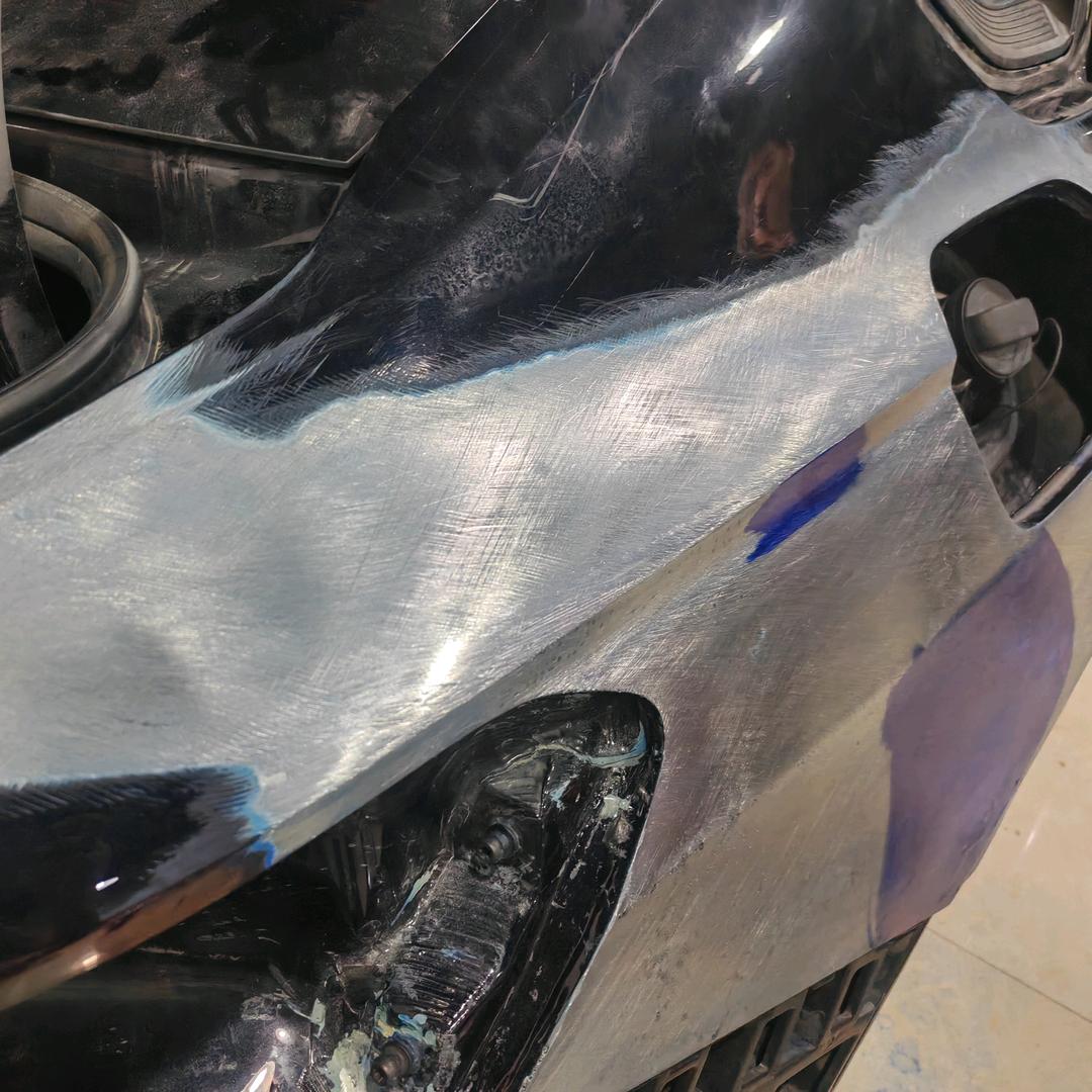 鹏越汽修 铝车身专业修复