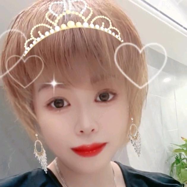 微笑的眼袢