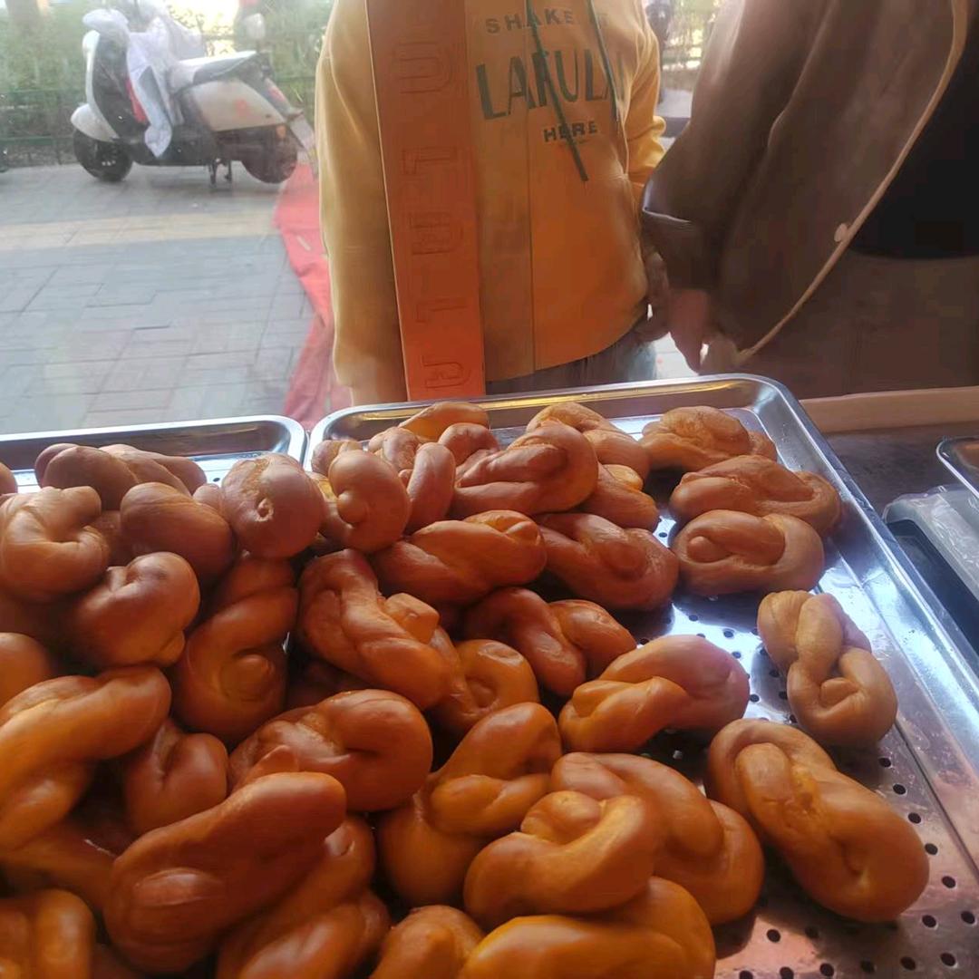 宁武县蛋黄南瓜麻花店