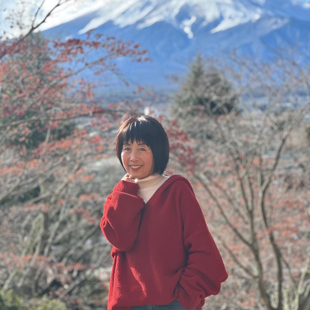 欣欣然