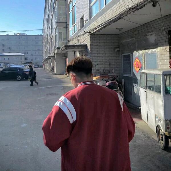 一刀斩断英雄梦