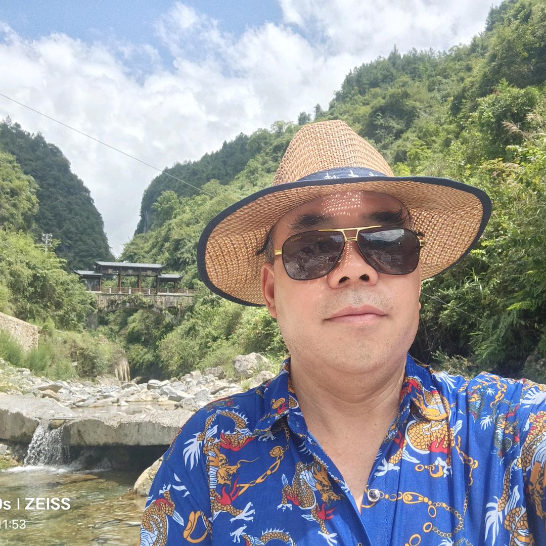 周，柱老大，恩施。