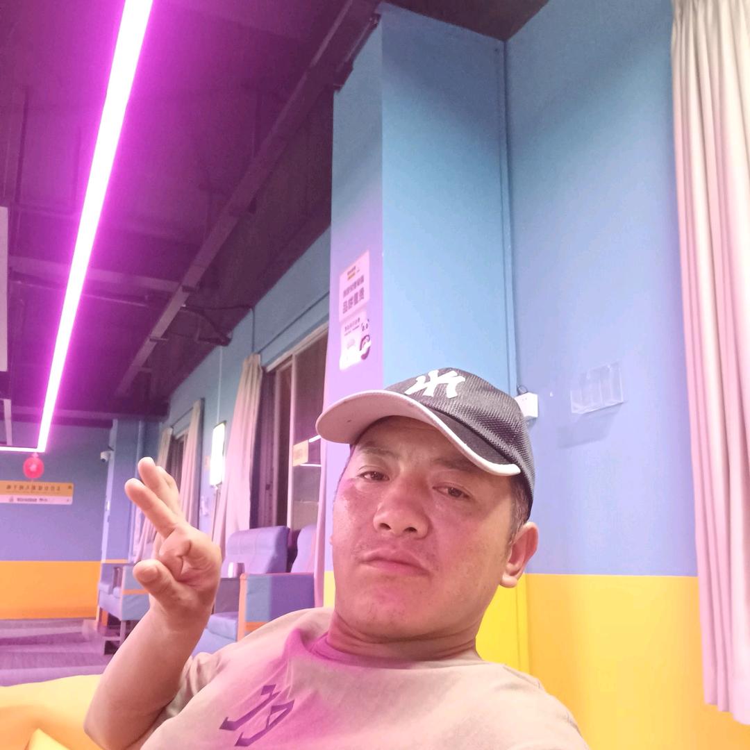 彝家🦋🦋阿色👿👿