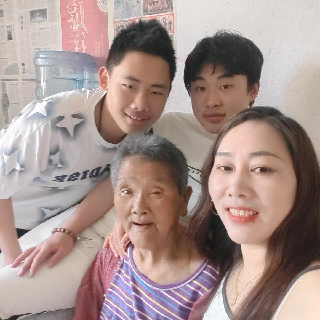 做个尽孝的人。