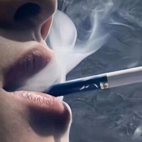 情已断泪在流~~~