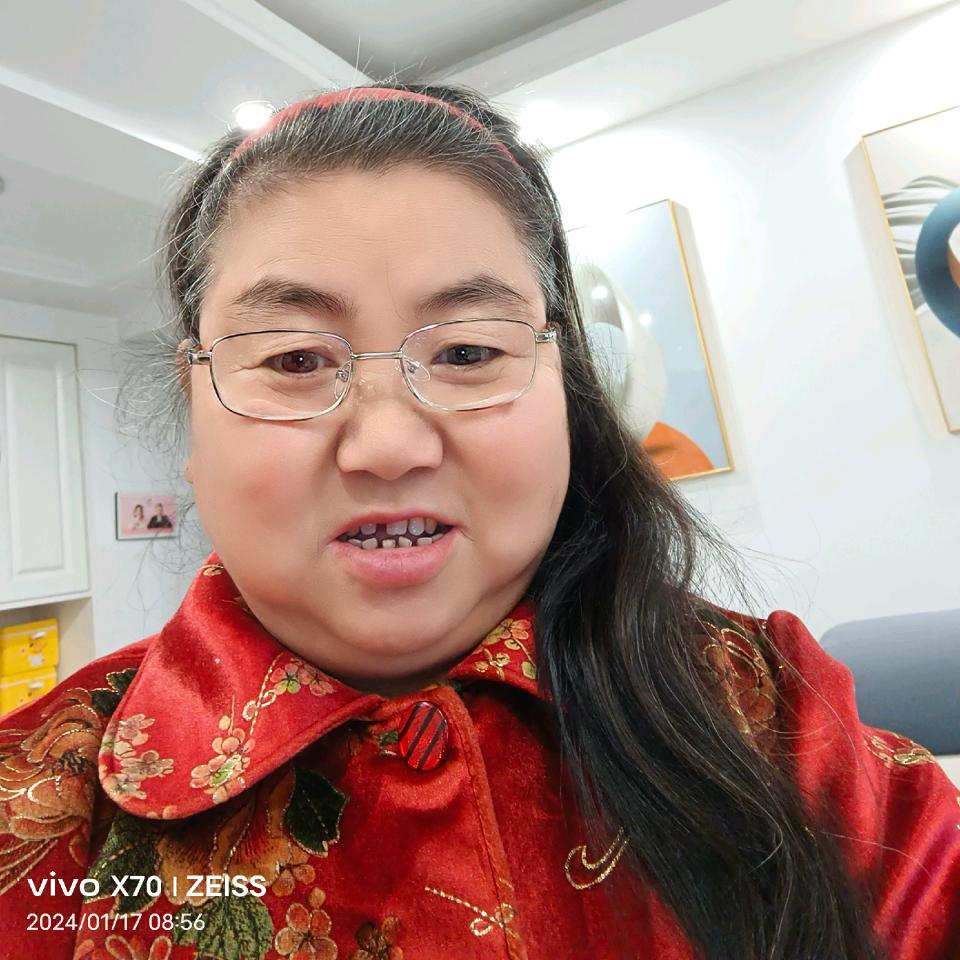 大家晚上好