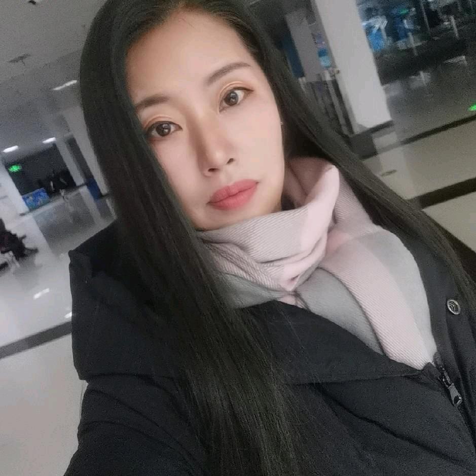 半疯半傻半纯洁😘