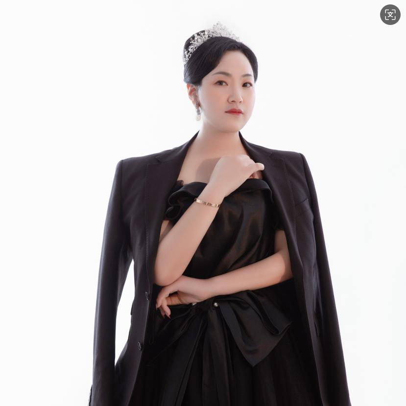 吴姐  荣锋装饰