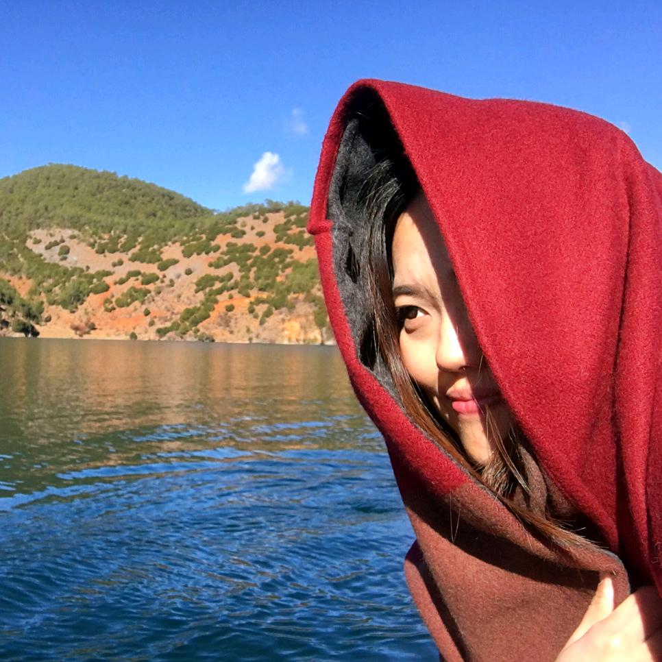 给米妮读绘本