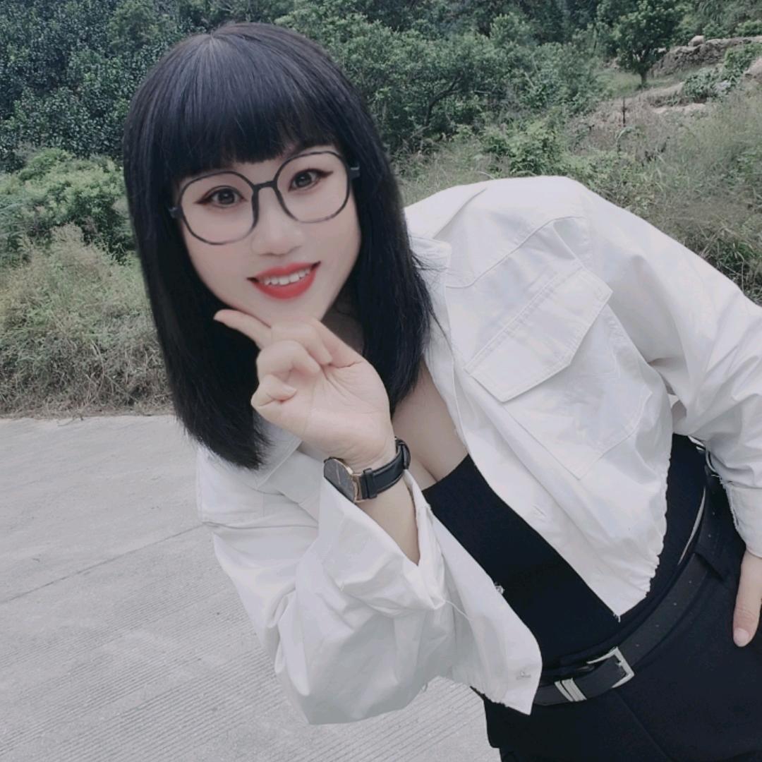 微笑的百合