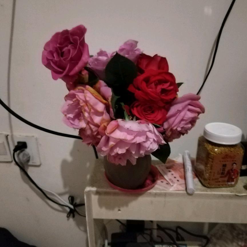 ，啊荣姐