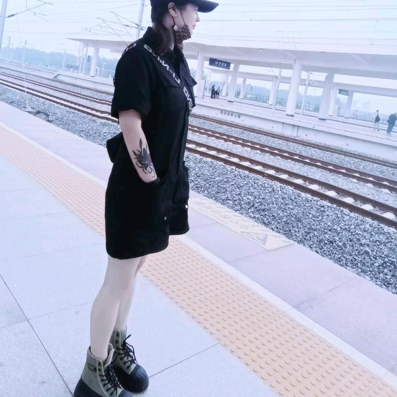 淮阴区迷之上服装店