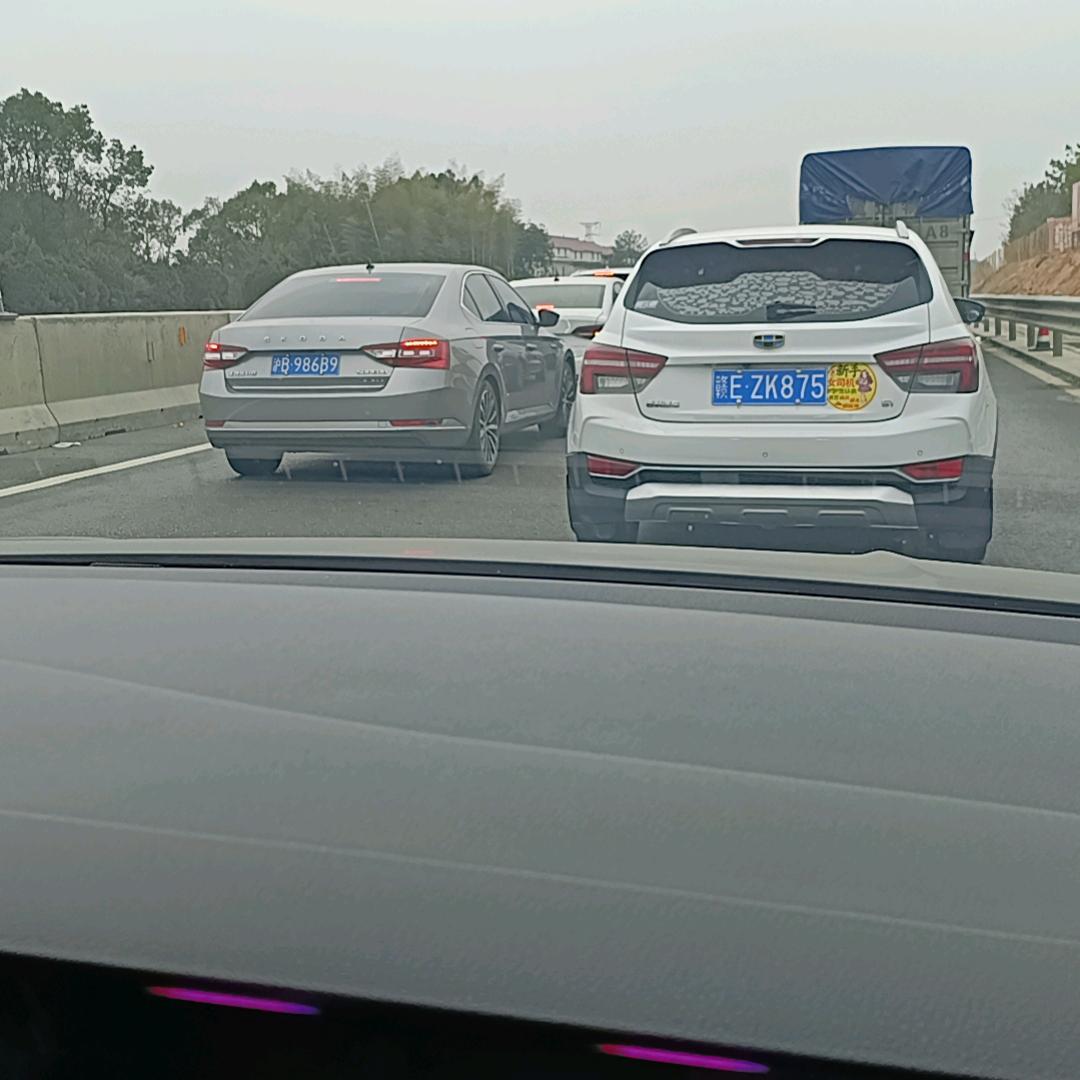 用户688
