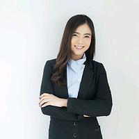 Lucy赴美咨询