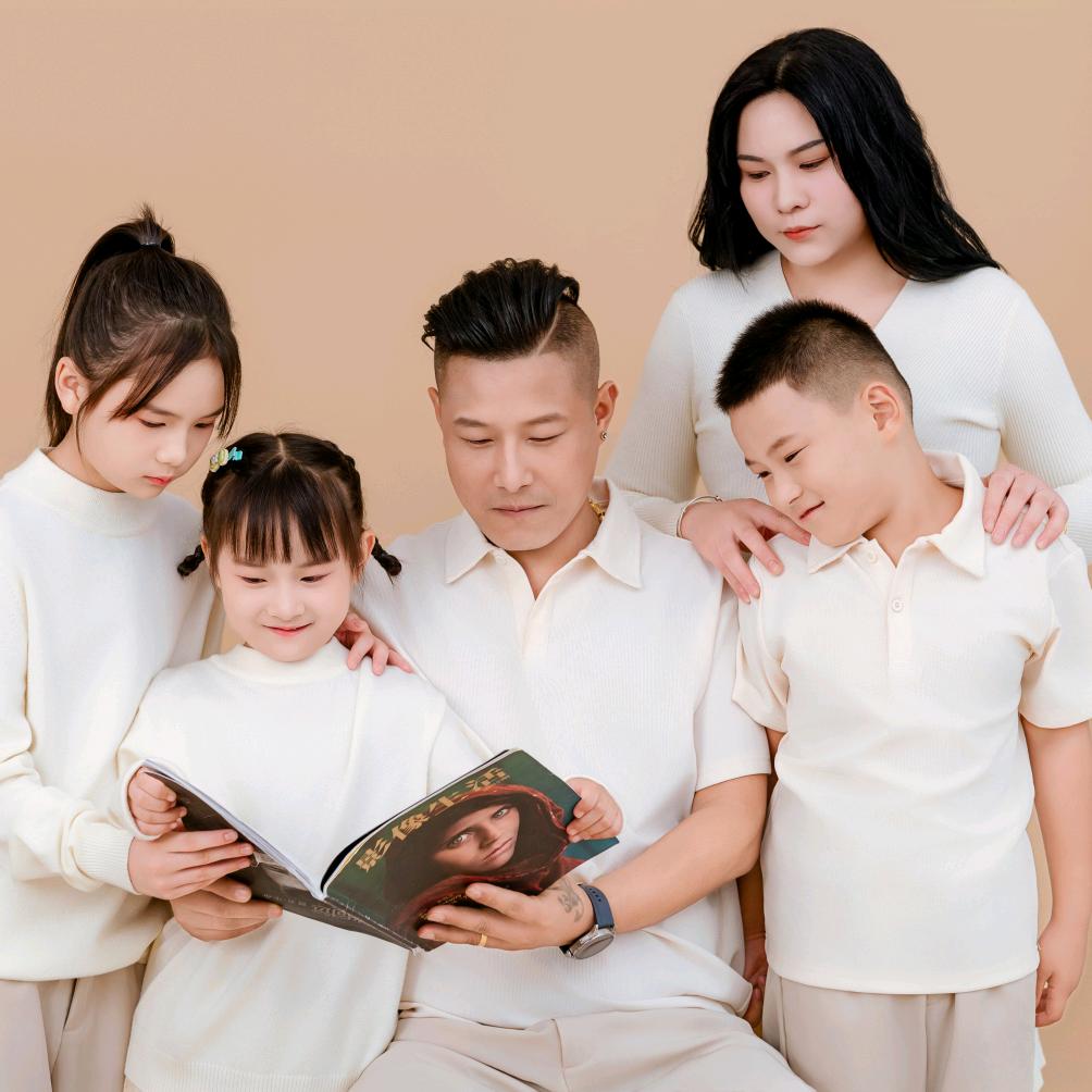东安叼嘴巴
