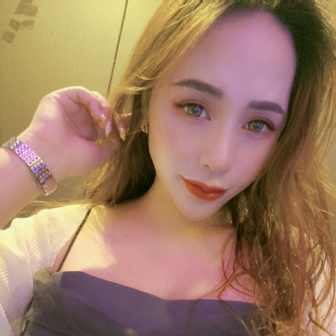 😘嘟嘟妹。