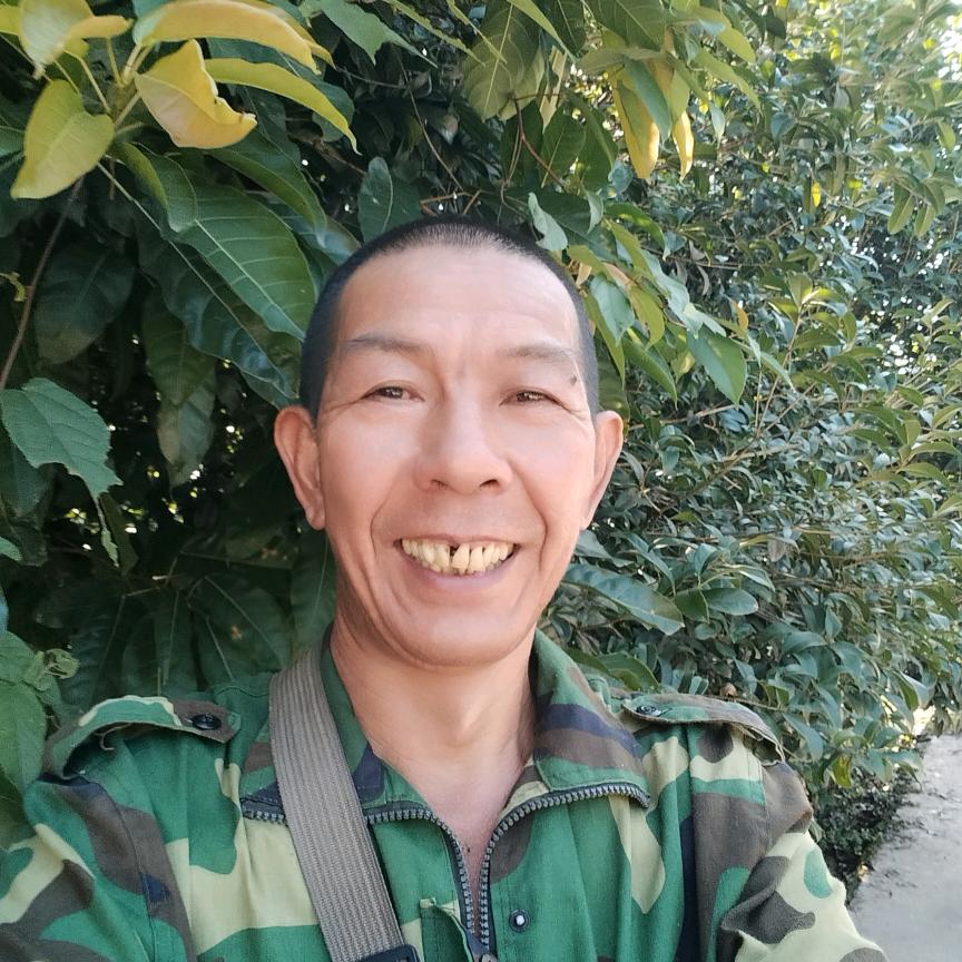 心🌻静中航……明天更辉煌