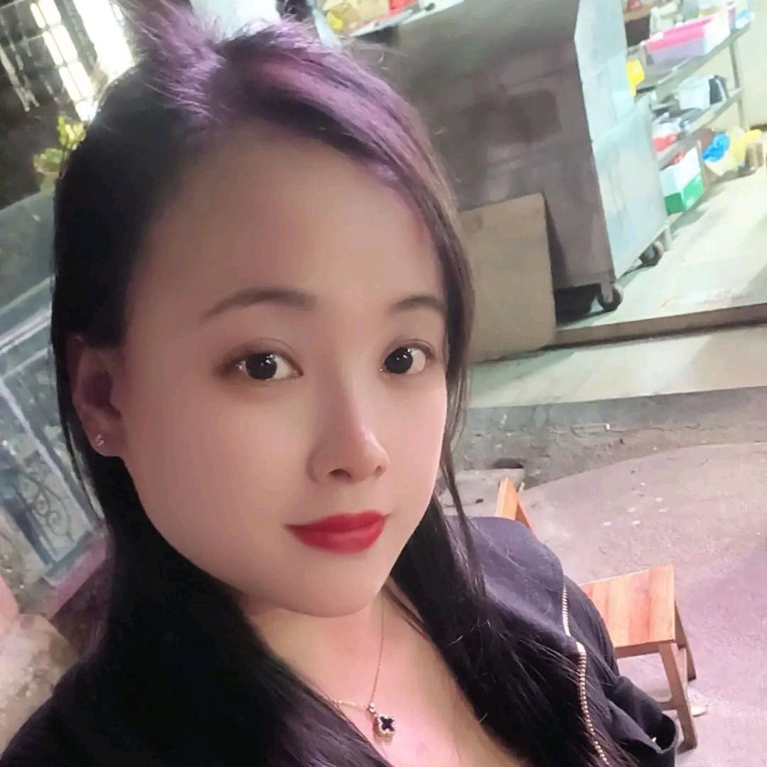 小莫