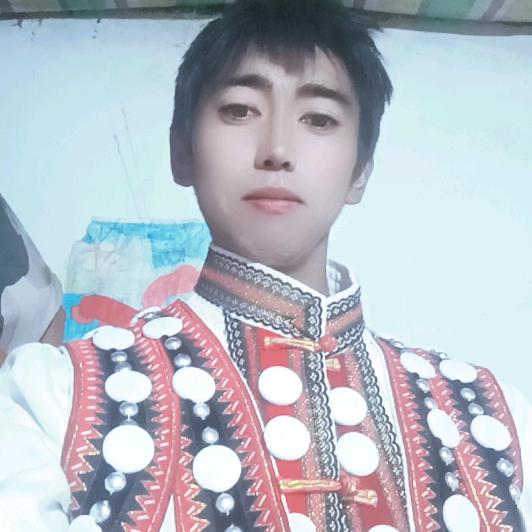 云南丽江巨甸的傈僳，我是大山的，小哥