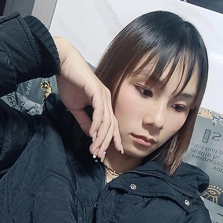 🍻小凤不吃肥肉🍒