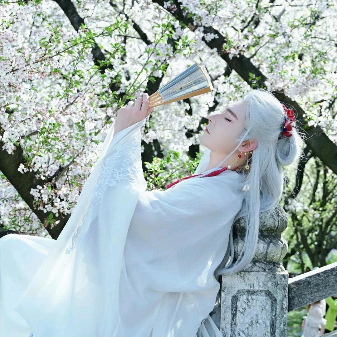 坤仔AK。