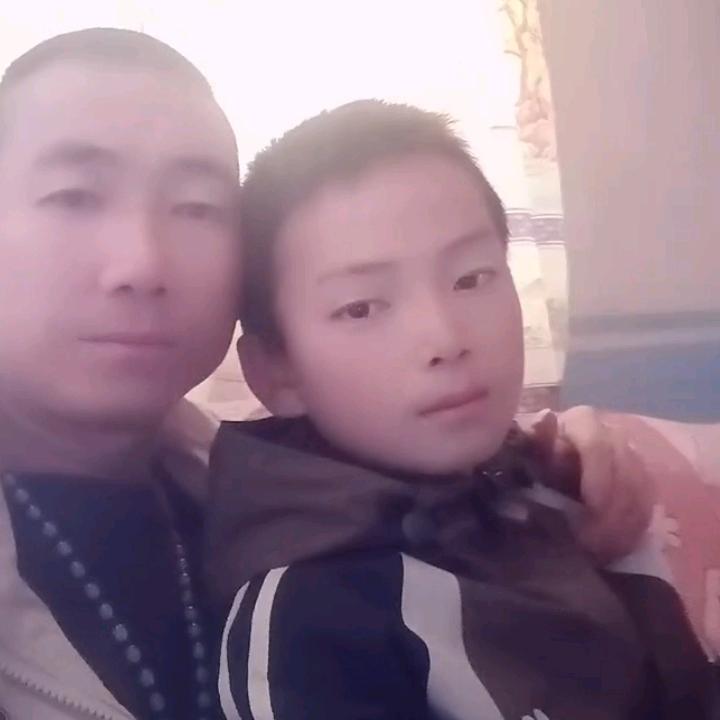 有要来找工作的联系我，我是单身小哥