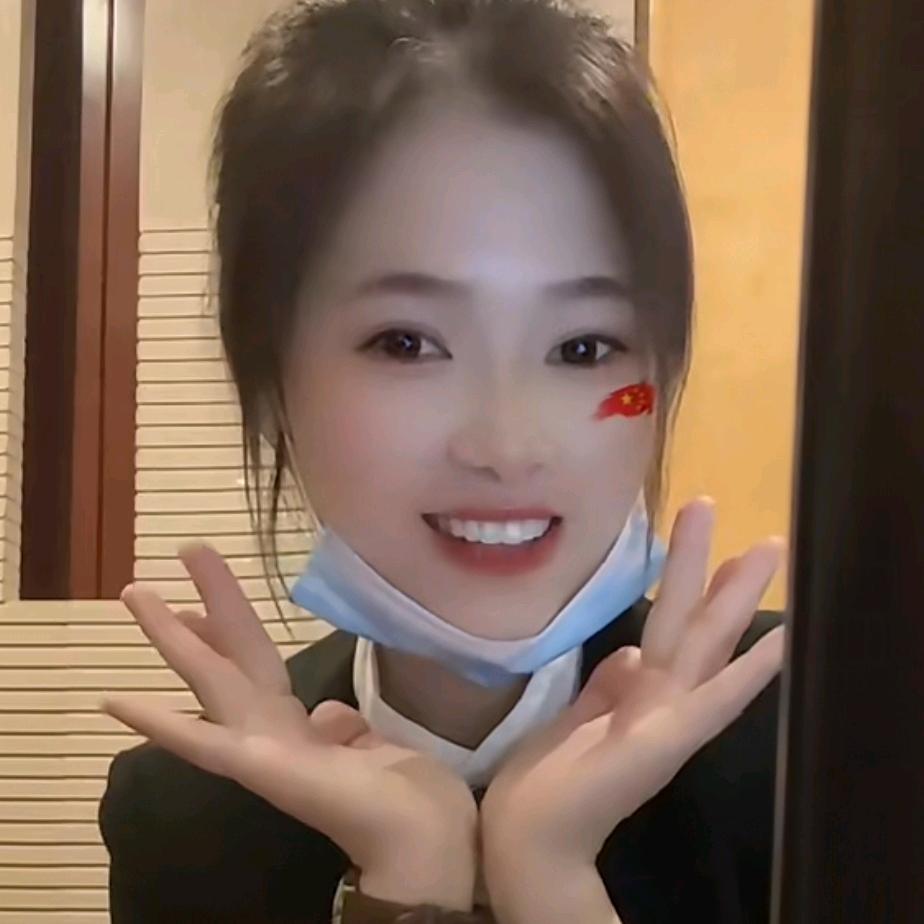 妞妞🍎
