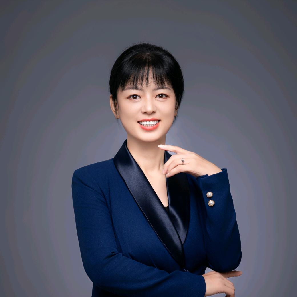 华森装饰雪大美女