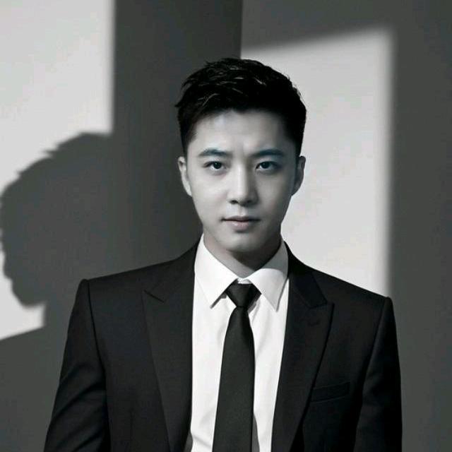 留下回忆，忘记过去