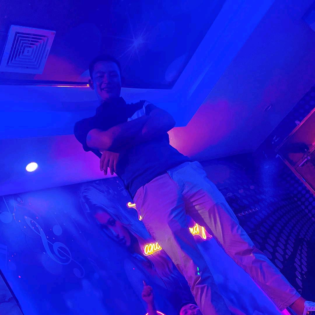 🕷️愛意隨風起.