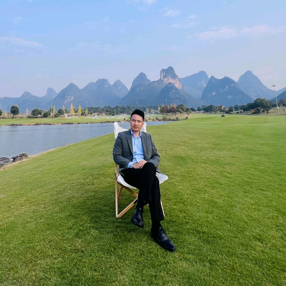 隆辉能源光伏储能投资人董生从事行业十年了