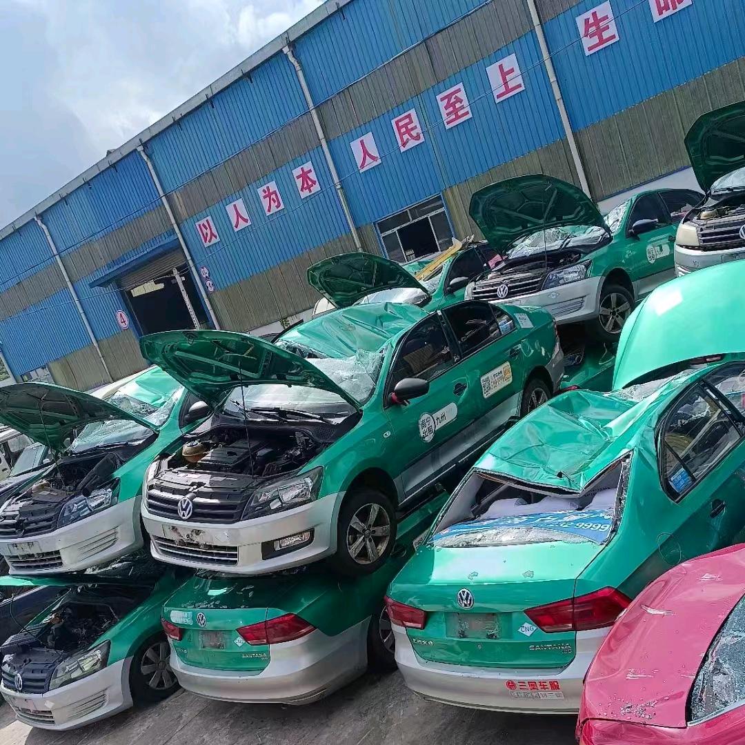 南宁友仔在广西收老车旧车报废车