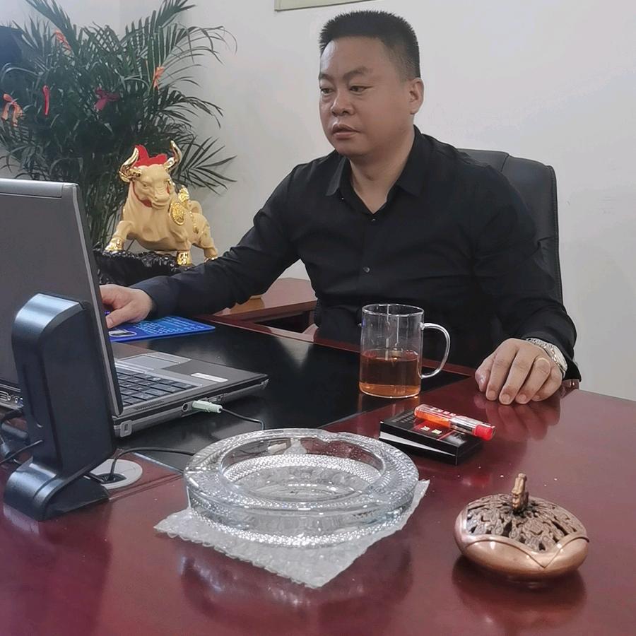 铁甲雄风