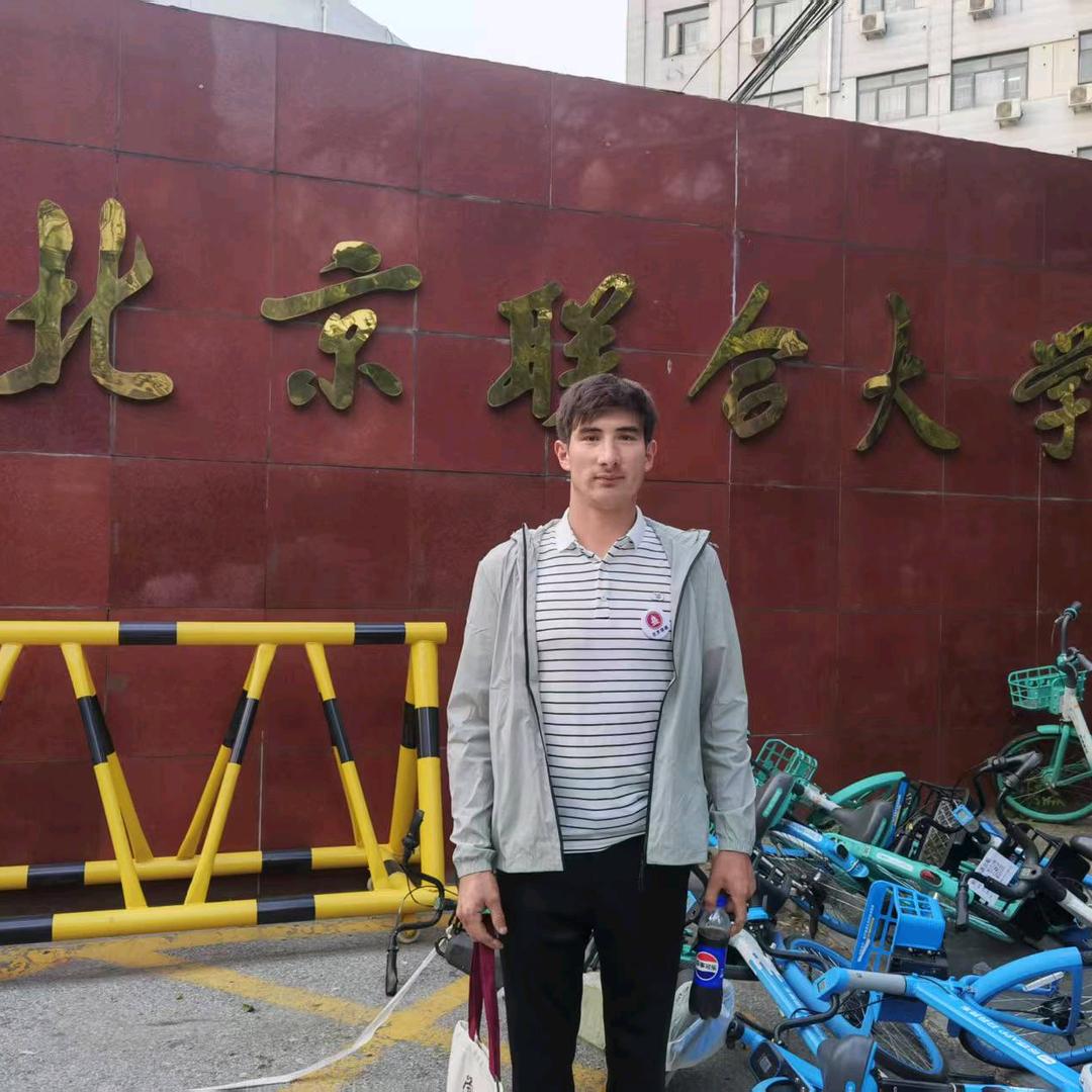艾散江