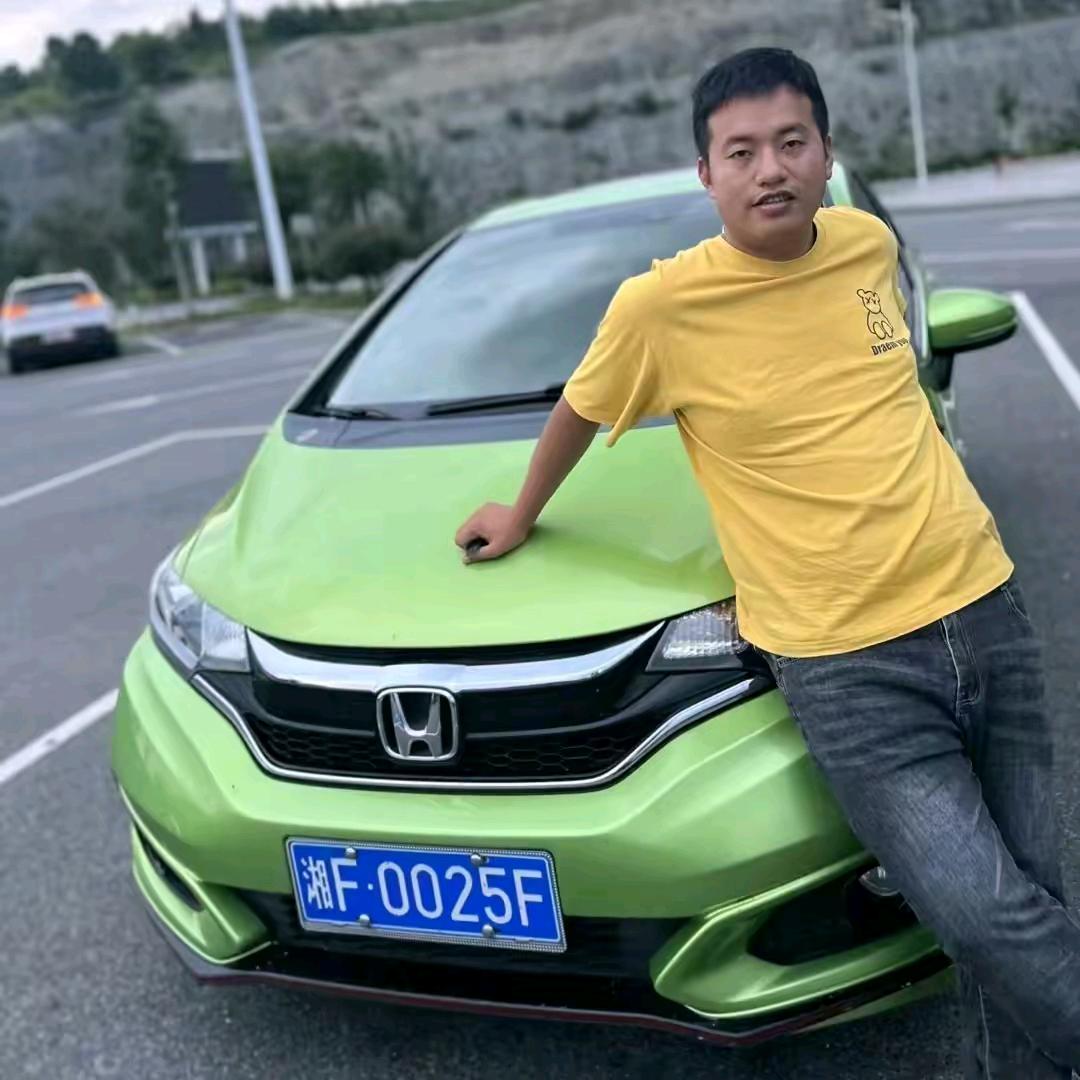 岳阳 车丞相二手车 军锅说车