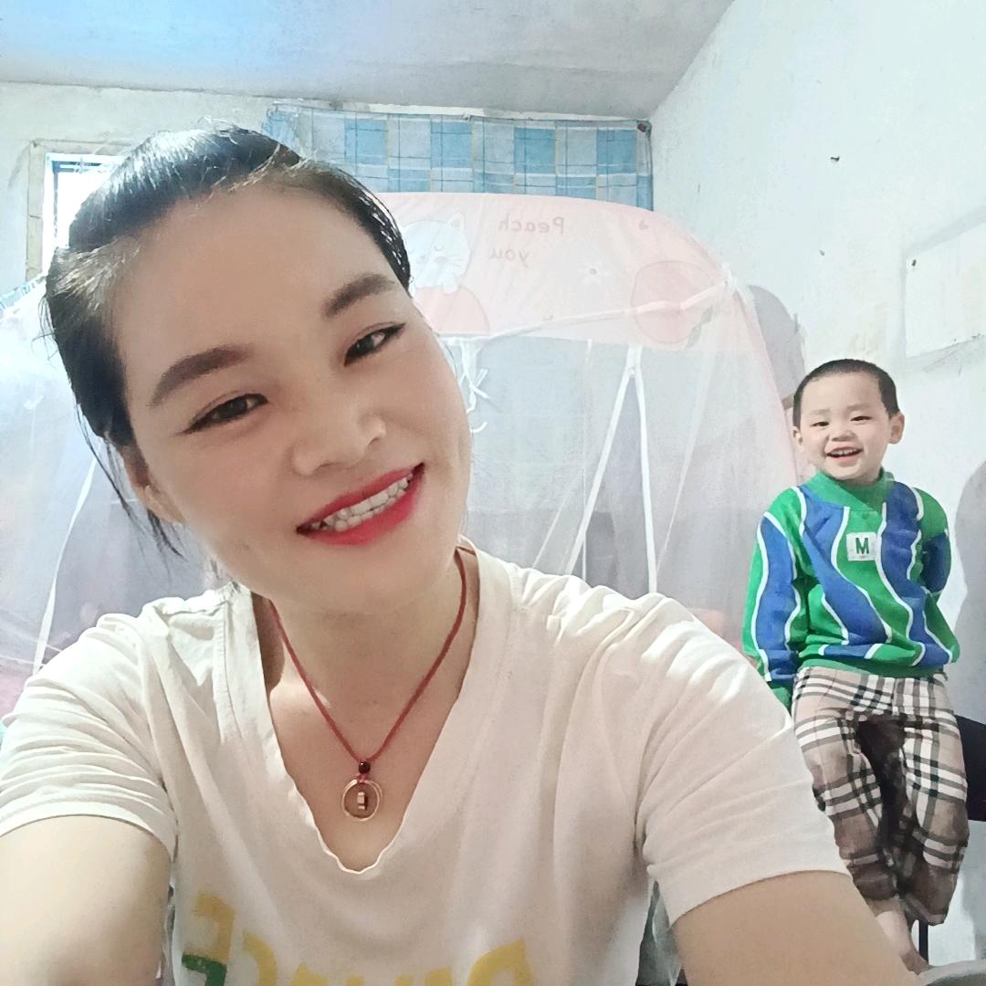 彭丽