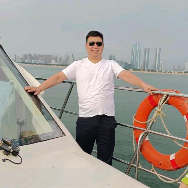 李鸿运维修