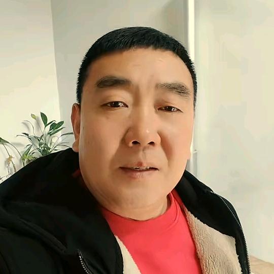 毋红伟