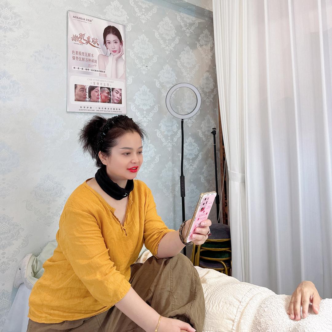 东北稻花香菲姐