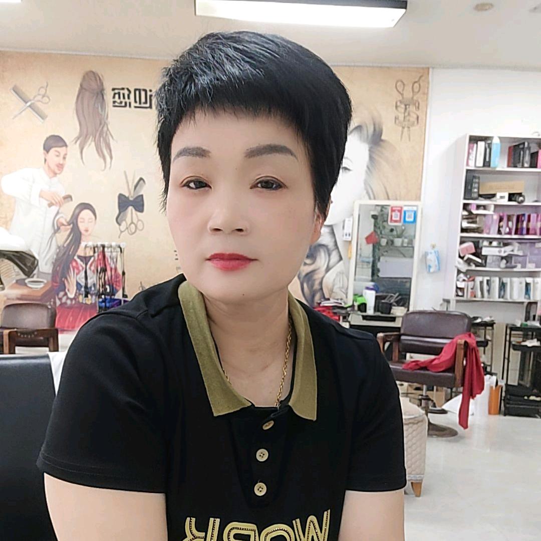 大军美容美发室，为你美丽而生