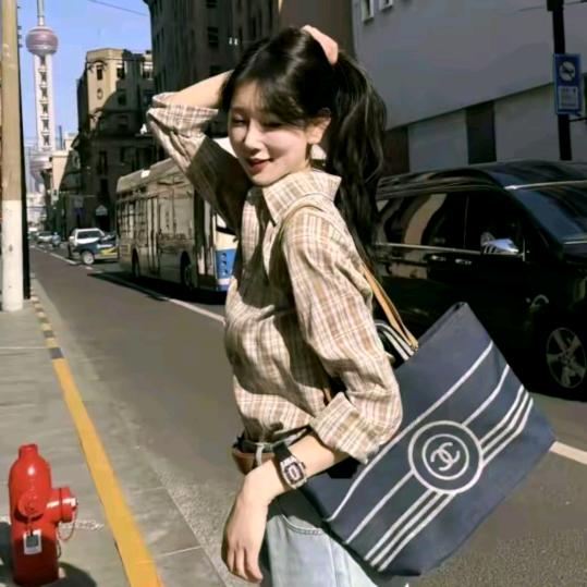 鸥纪儿（精选穿搭分享)