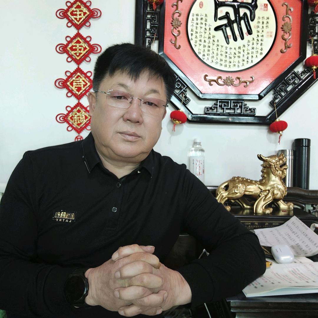 农民哥:上午8点8分播