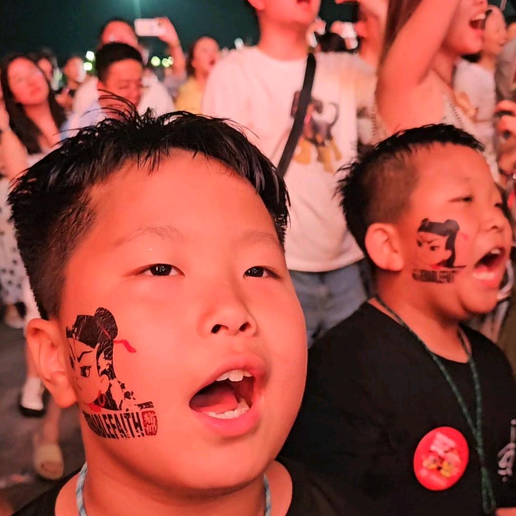 逍YAO滚迷(日照新青年🥰