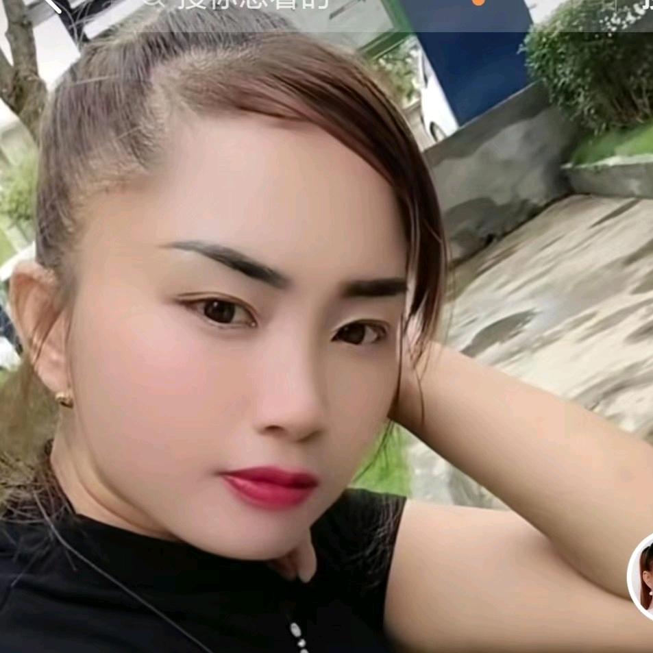 阿猛花灯歌舞团，