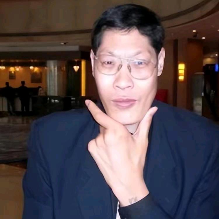 世界第一巨人（张俊才）